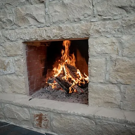 Palazzino Luxury Apartmán Lofou