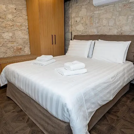 Palazzino Luxury * Lofou